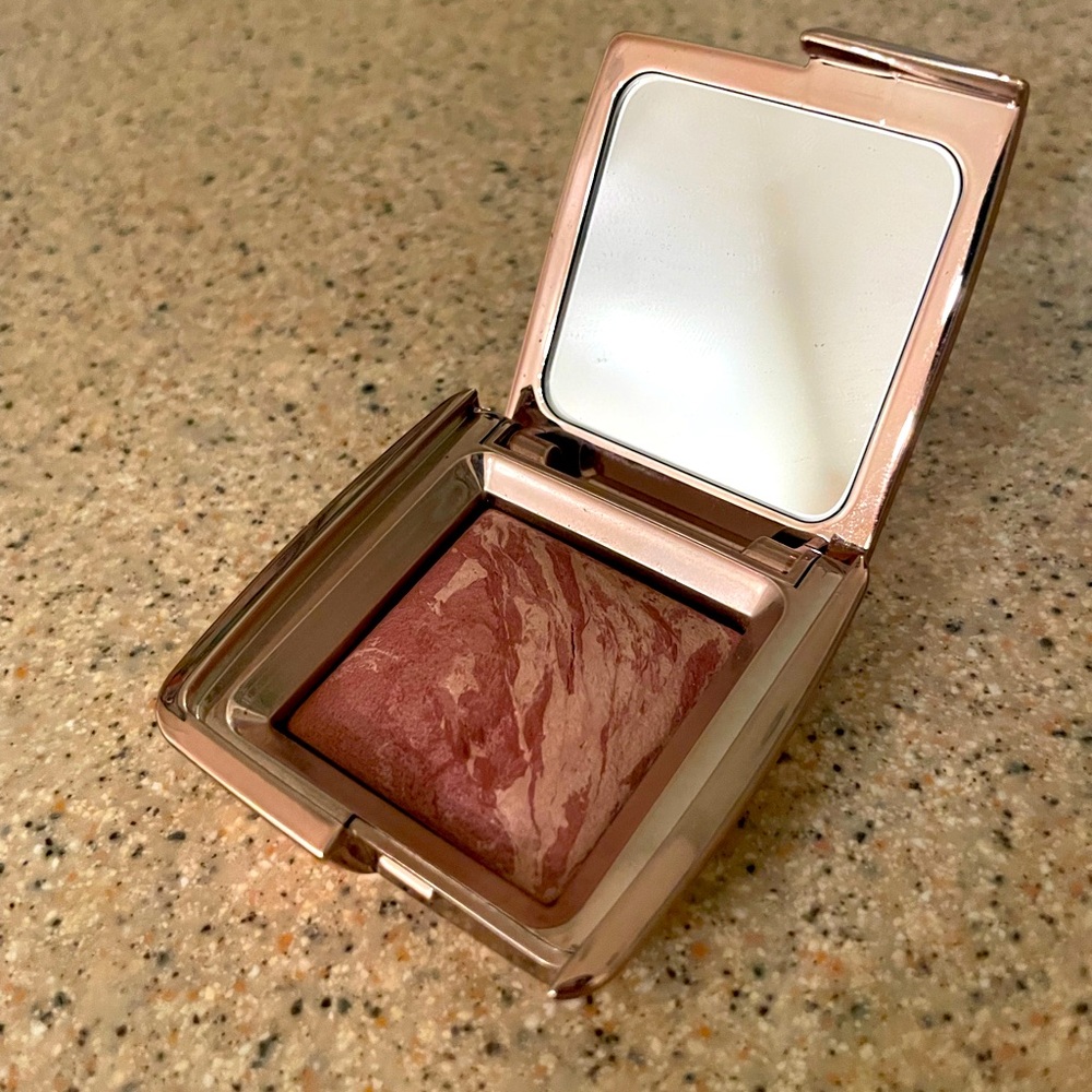 Hourglass Ambient Lighting Blush, Mini